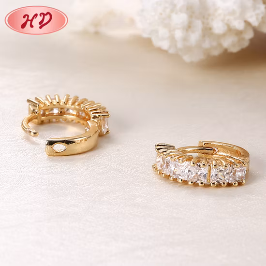 Fashion Silver Alloy 18K Gold Plated Hoop Huggie CZ Earrings with Pearl Crystal for Women